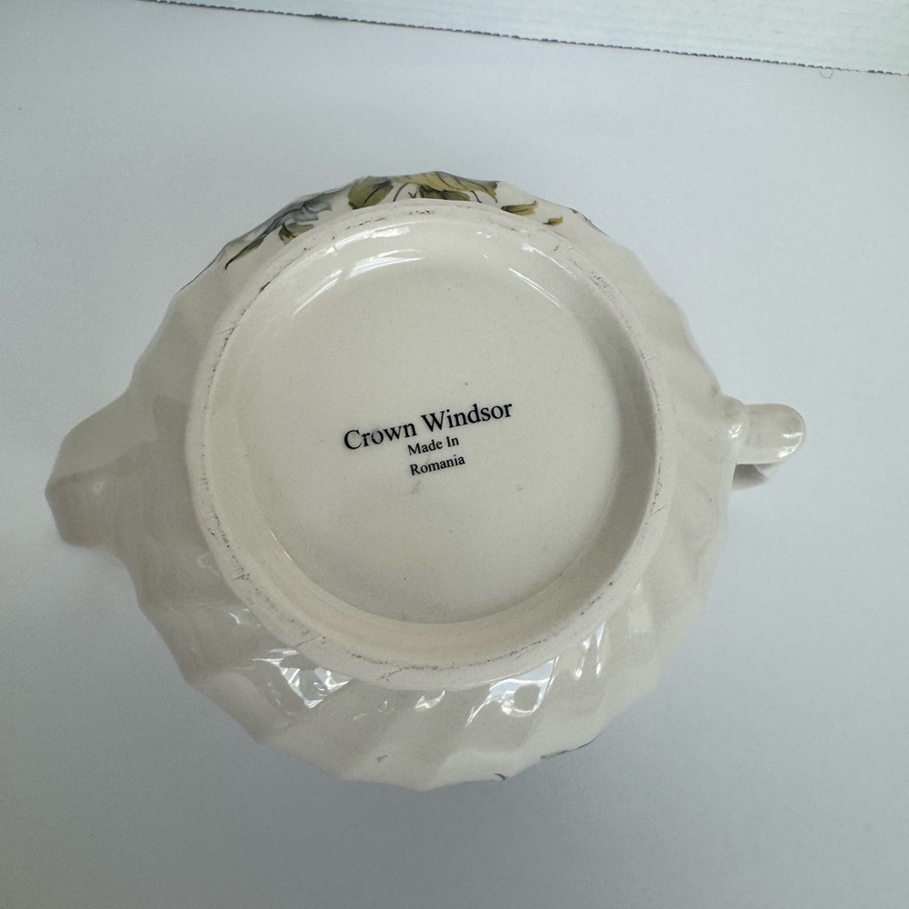 Vintage Crown Windsor Floral Teapot – Purple Pansy Design, Gold Trim (Romania - Picture 8 of 10